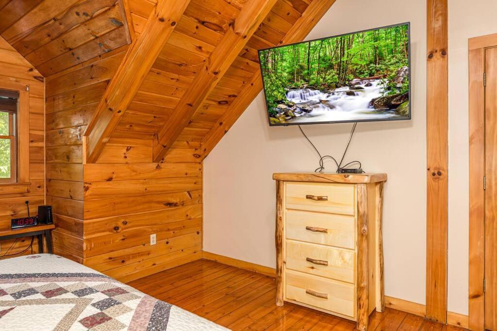 Pigeonforge Cabin Game Roomdog Friendlyhot Tub Pigeon Forge Exterior photo